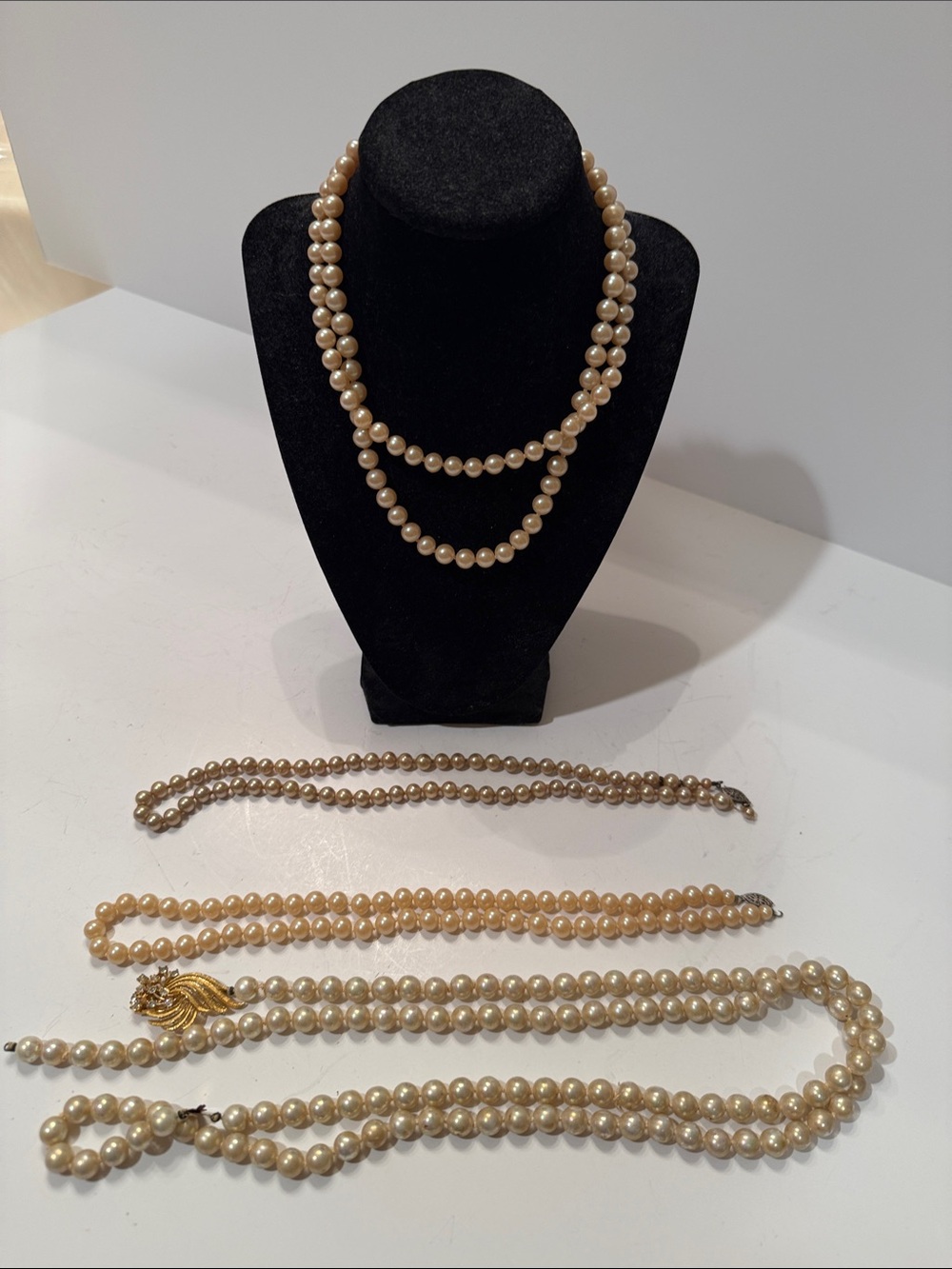 Vintage Budle  Ivory Pearl Necklace Set - Women Jewelry